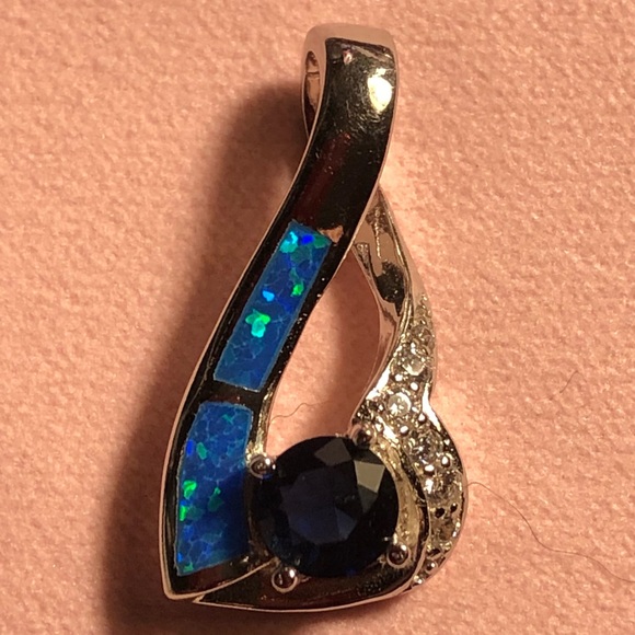 Australian Opal Inlay Pendant - Picture 3 of 5